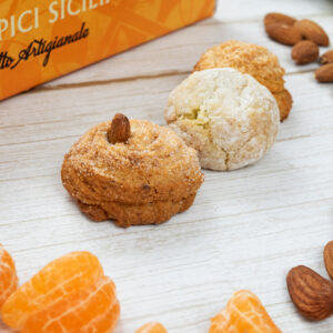 Box with Almond Pastries - 500 gr. - Image 4